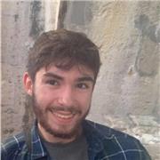 Disposant d'un bac+3, je recherche à aider les élèves à mieux comprendre l'histoire et à réussir grâce à une méthode adaptée